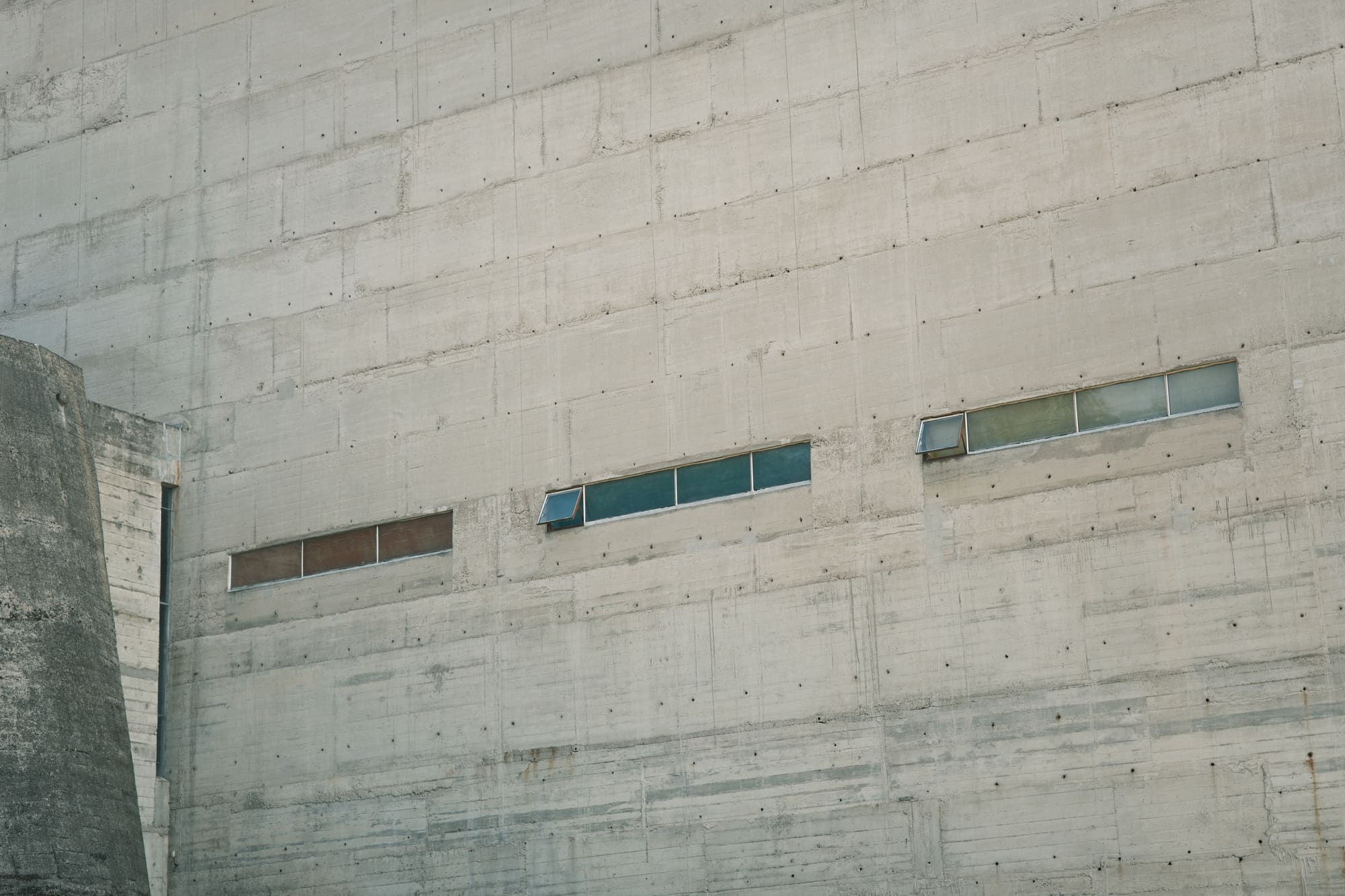 Architecture photography — Couvent de la Tourette, by Laura Radics